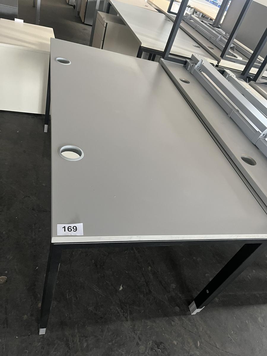 HALI Schreibtisch 160 x 80 cm?d=2026-05-25 23:11:25