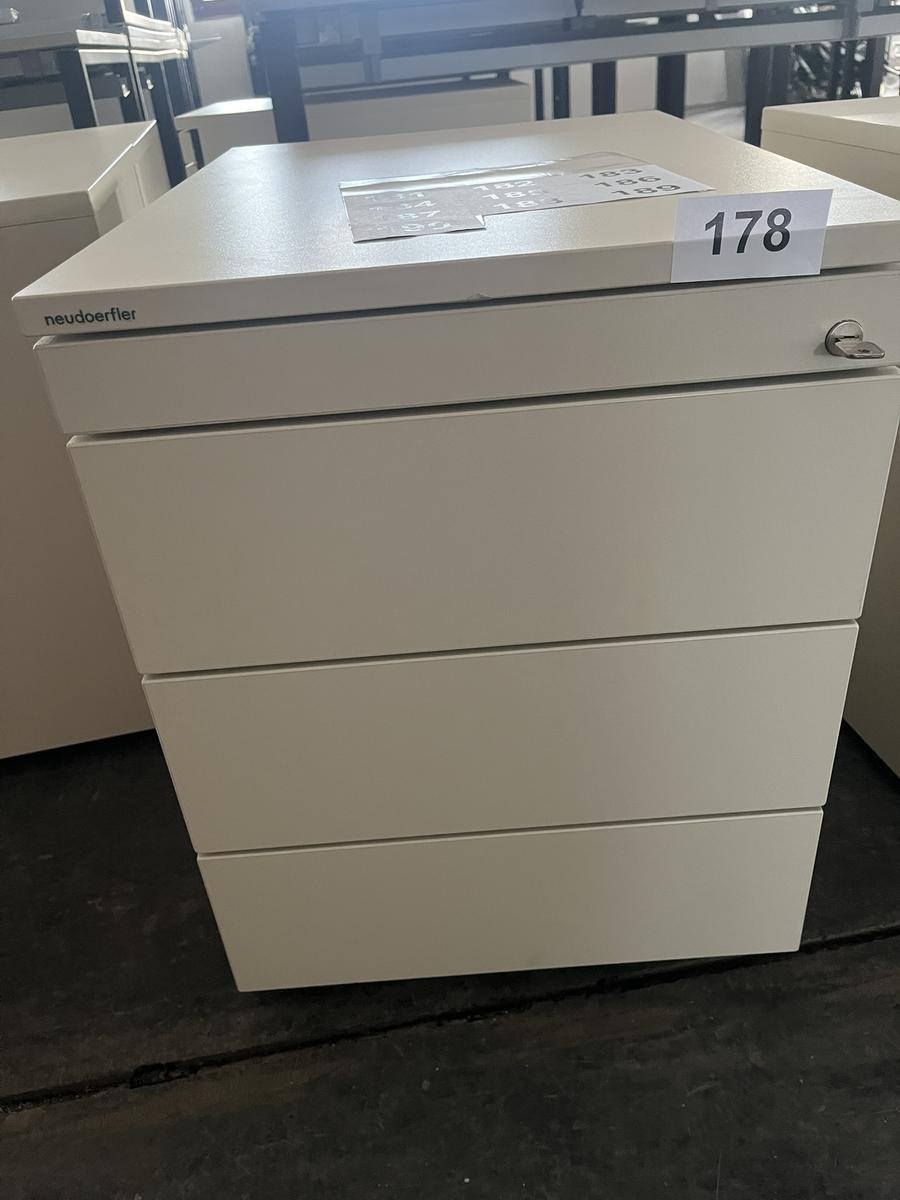 Neud&ouml;rfler Rollcontainer mit 4 Laden?d=2026-05-25 22:19:43