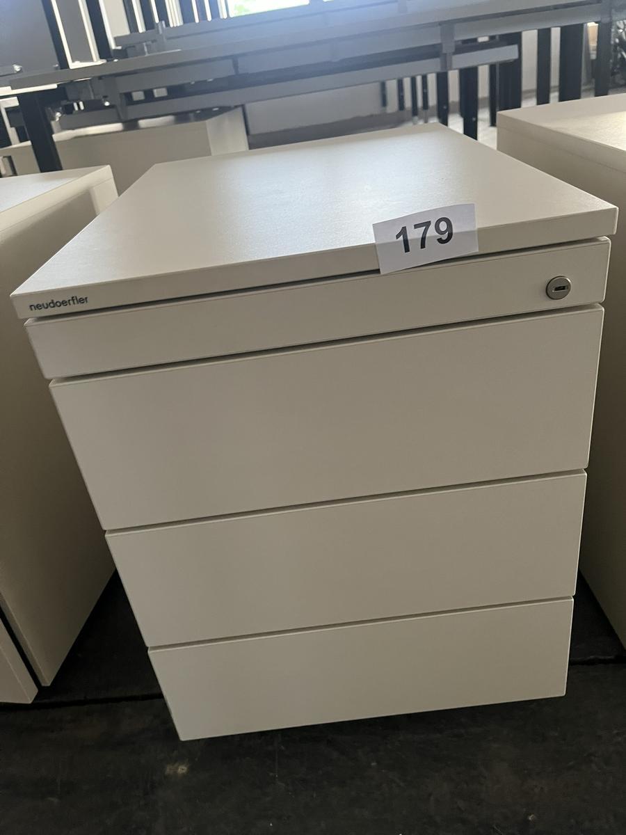 Neud&ouml;rfler Rollcontainer mit 4 Laden?d=2026-05-25 21:21:22