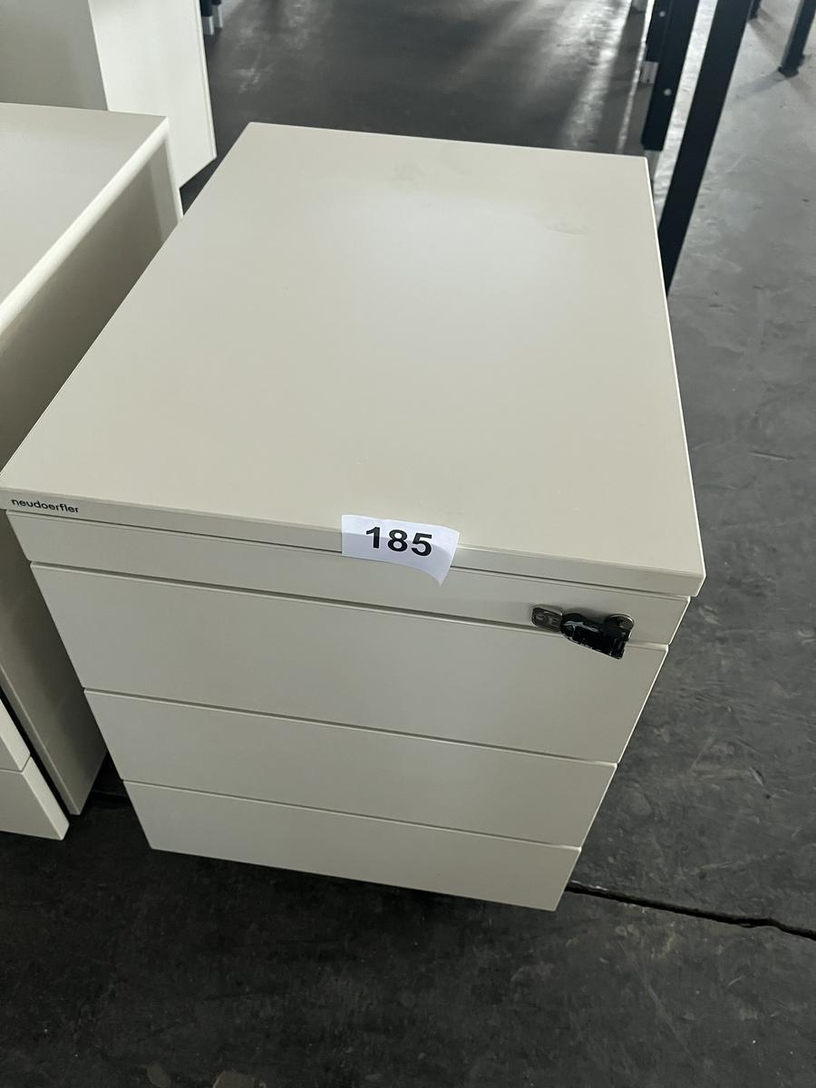 Neud&ouml;rfler Rollcontainer mit 4 Laden?d=2026-05-25 22:20:11