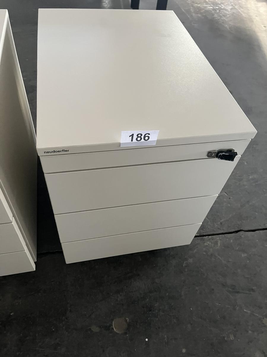 Neud&ouml;rfler Rollcontainer mit 4 Laden?d=2026-05-25 22:19:42