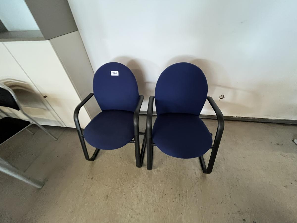 2 Stk. Besprechungsst&uuml;hle dunkelblau-schwarz?d=2026-05-25 22:19:45