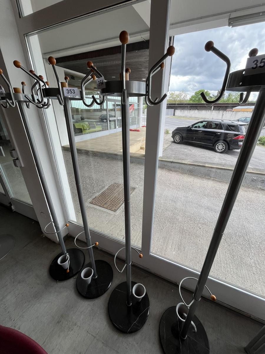 Garderobenst&auml;nder DM 40 cm/ 185 cm?d=2026-05-25 21:24:32