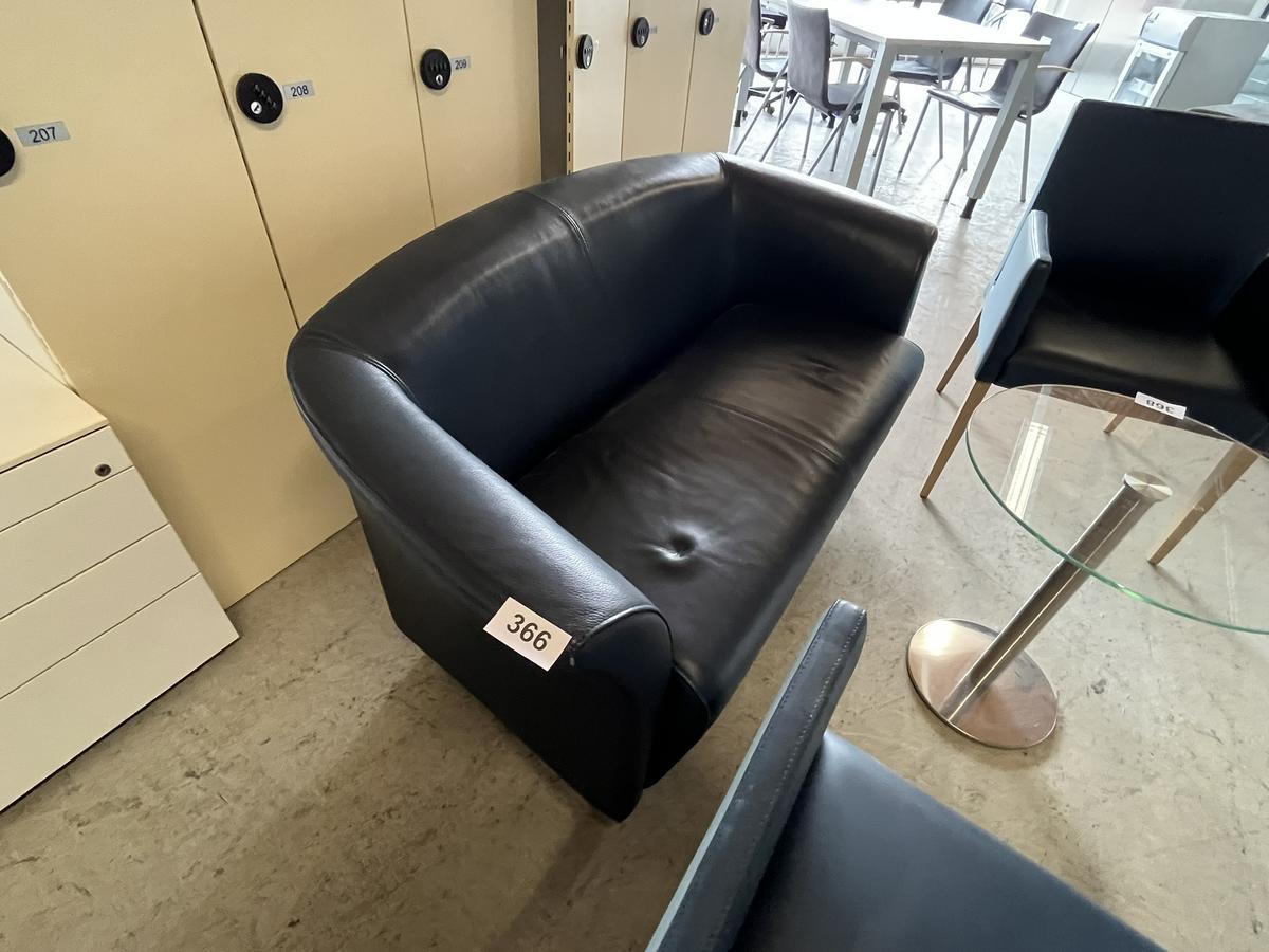 GIULIOMARELLI Sitzsofa ca. 135 x 75 x 72 cm + 2 Stk.Besprechungsst&uuml;hle