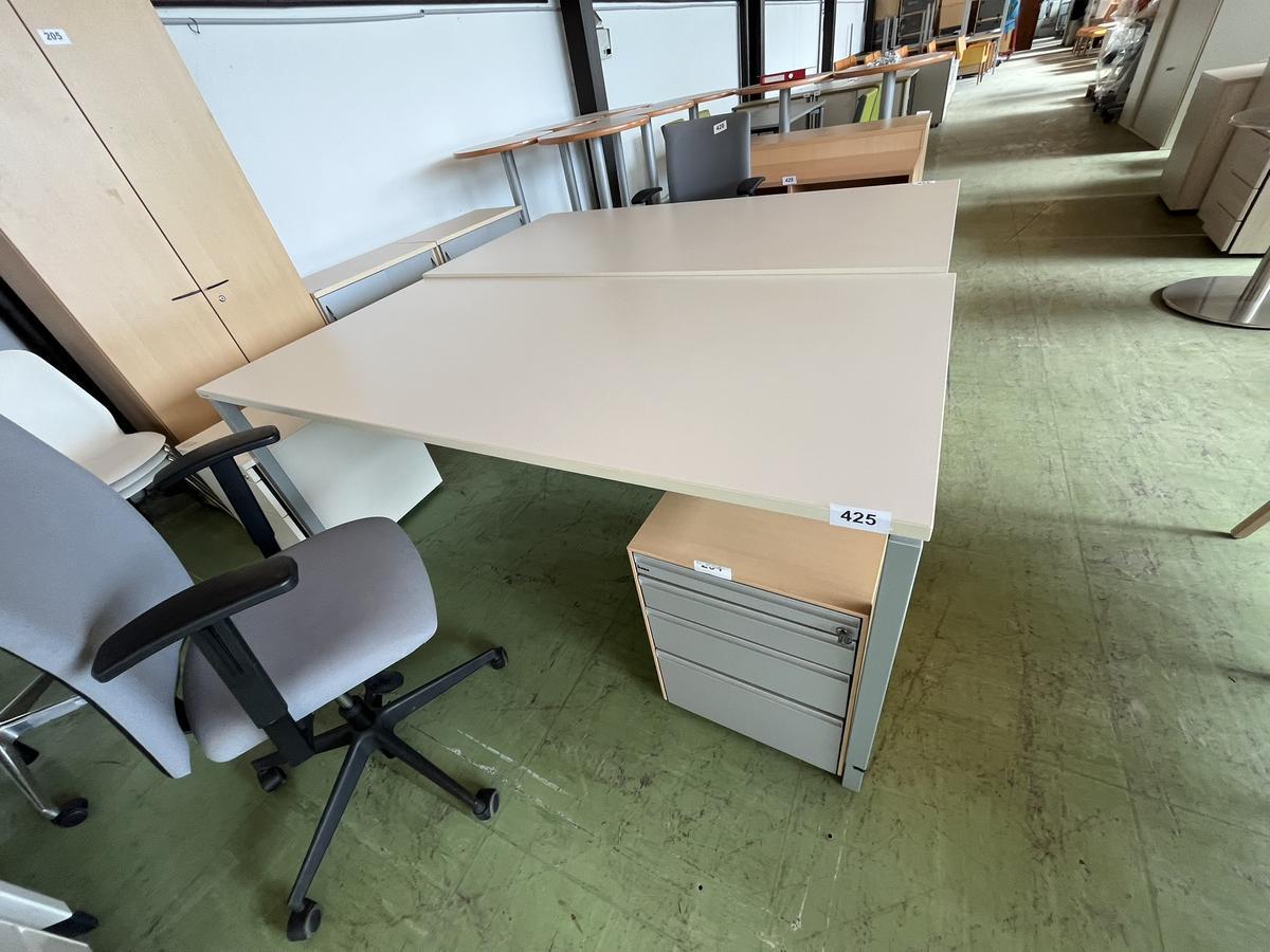 Neud&ouml;rfler Schreibtisch ca. 180x90 cm?d=2026-05-25 23:11:52