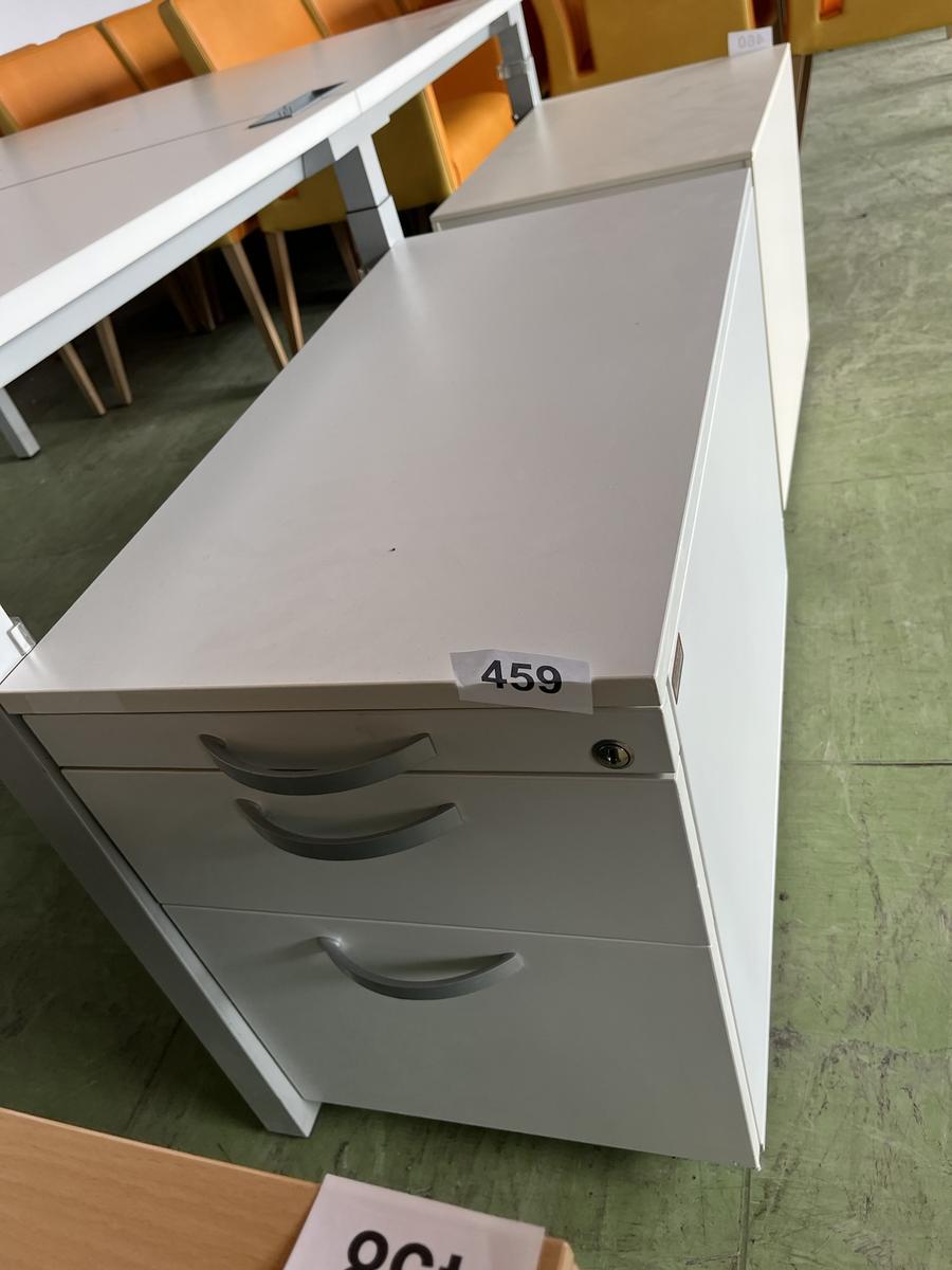 Rollcontainer mit Auszugsladen?d=2026-05-25 22:20:25
