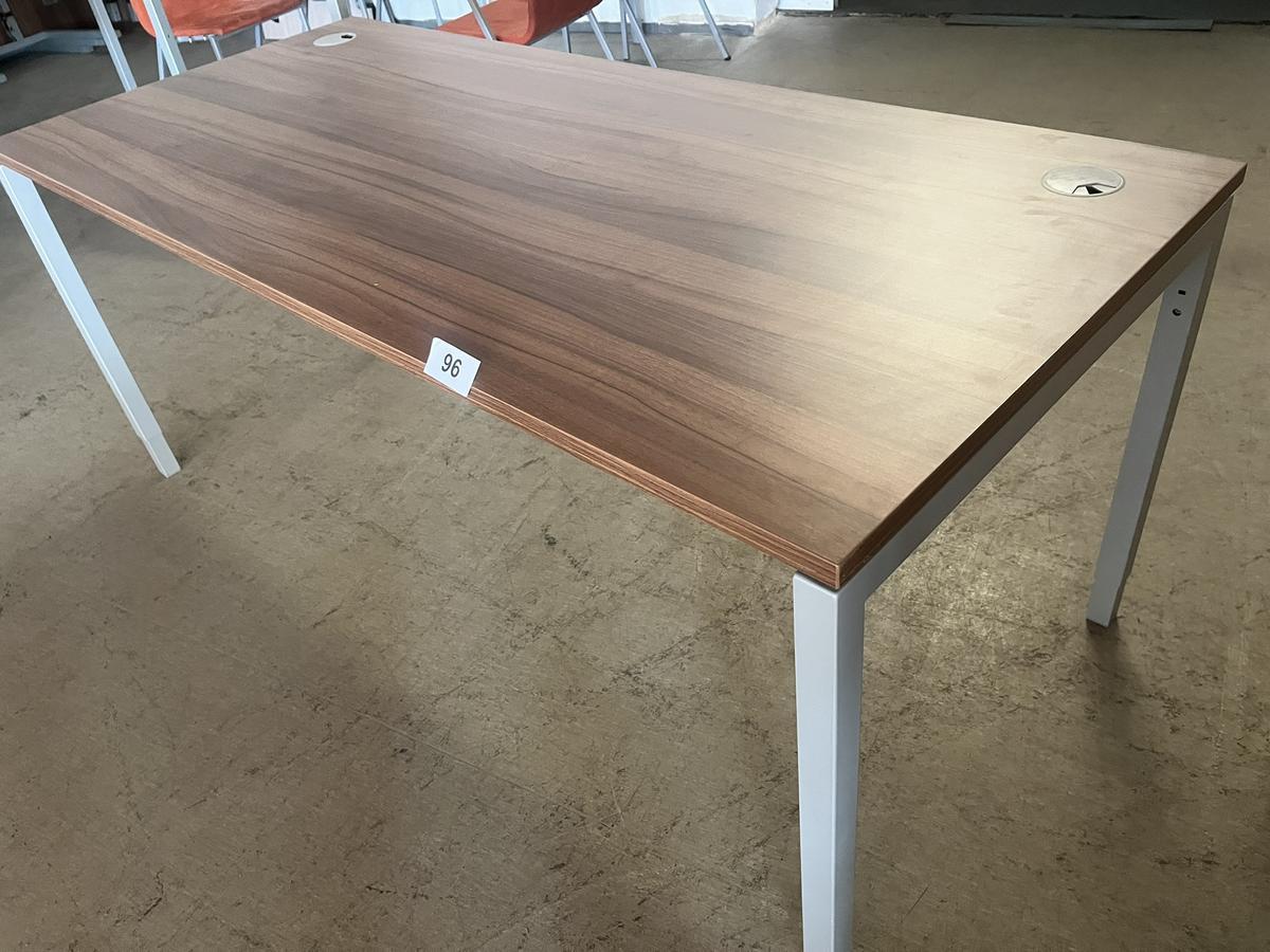 Neud&ouml;rfler Schreibtisch 180 x 90 cm?d=2026-05-25 20:36:57
