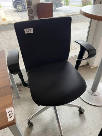 B�rodrehstuhl grau mit Armlehne