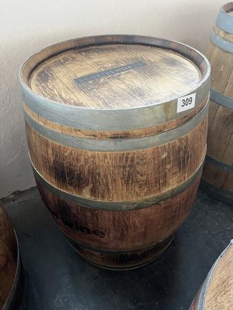 Scheiblhofer Weinfass-Bartisch in Holz, DM 60 cm  H�he: ca. 90 cm