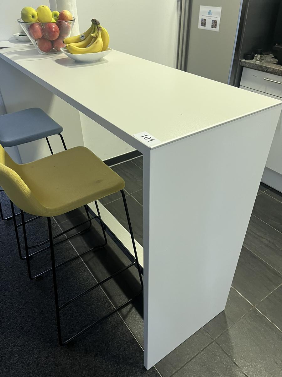 BLAHA Sozialraumtisch ca. 160x45x110 cm mit 2 St&uuml;hlen?d=2026-05-25 21:25:41
