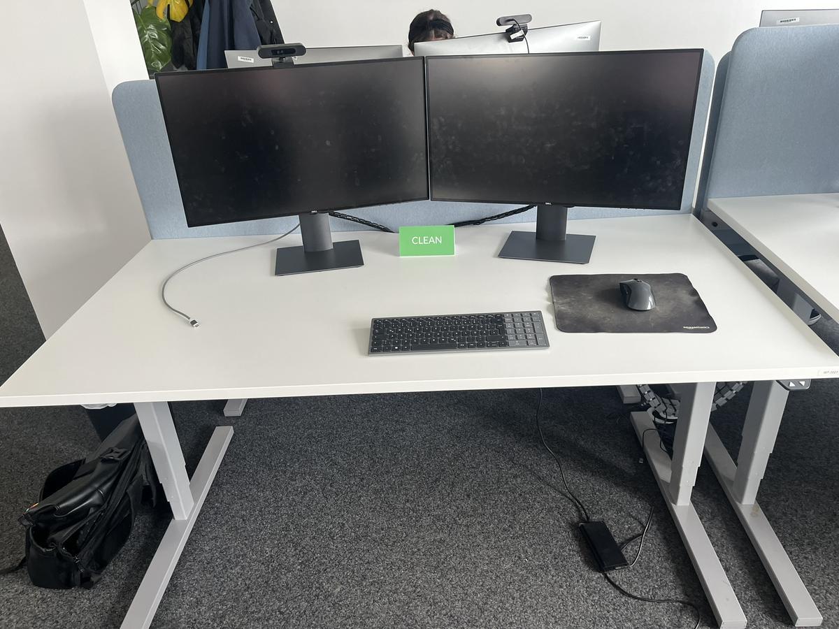Schreibtisch elektrisch h&ouml;henverstellbar 160x80 cm Narbutas?d=2026-05-25 21:25:15