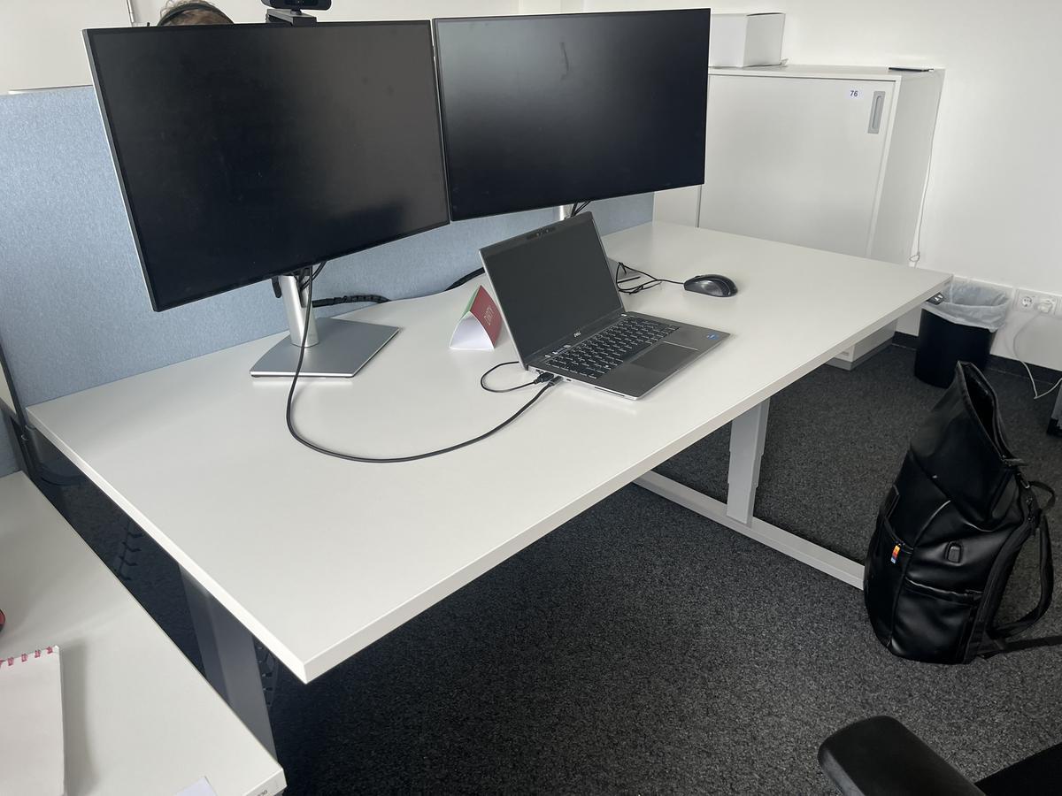 Schreibtisch elektrisch h&ouml;henverstellbar 160x80 cm Narbutas?d=2026-05-25 22:23:20