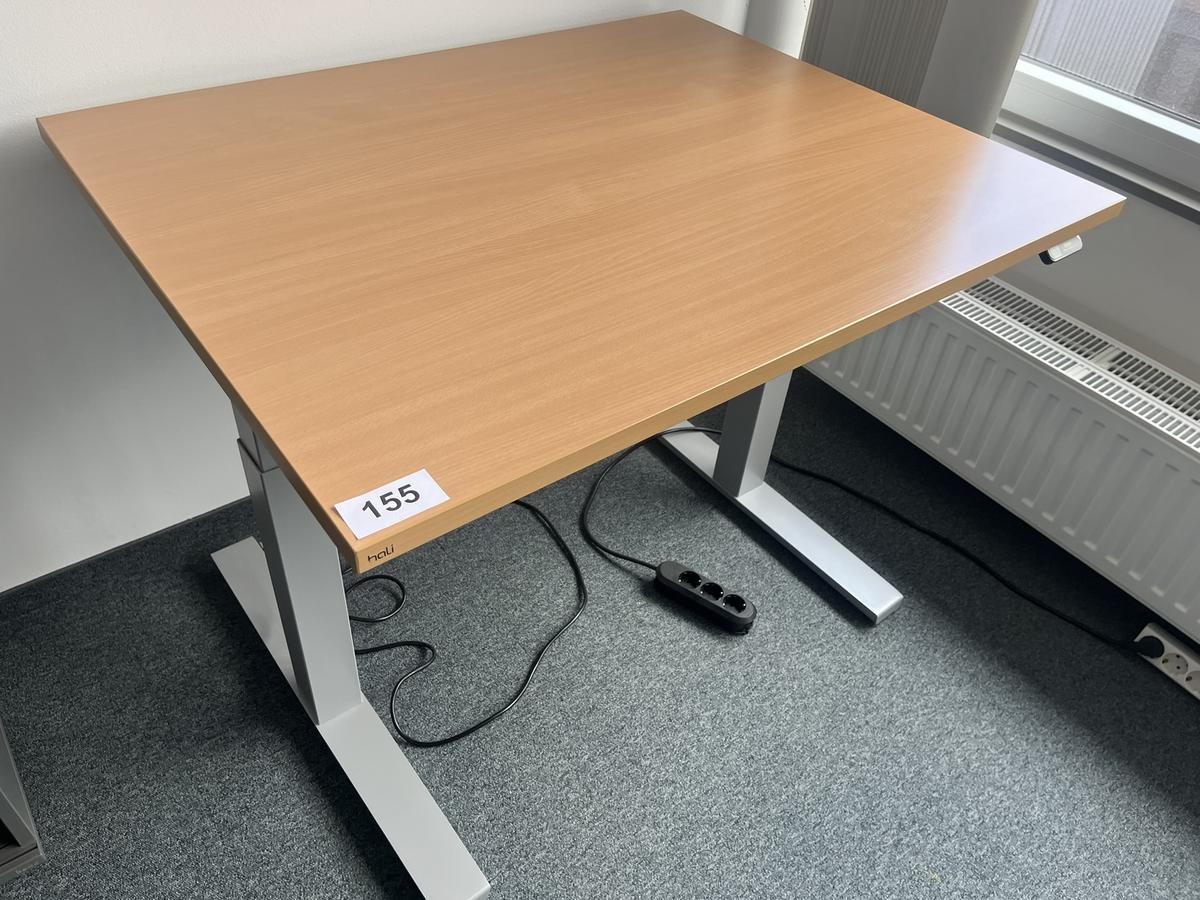Elektrischer Schreibtische BENE ca.100x70 cm?d=2026-05-25 22:20:35