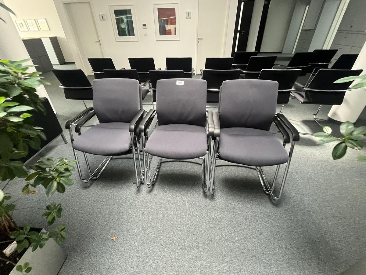 6 St&uuml;ck Wilkhahn Besprechungsst&uuml;hle stapelbar?d=2026-05-25 21:21:36