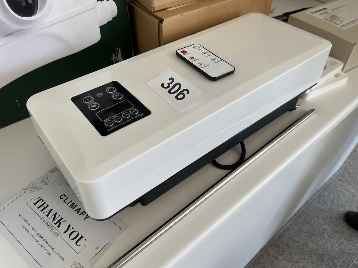 Heizl&uuml;fter f&uuml;r Wand- und Standmontage mit Fernbedienung 1500 W?d=2026-05-25 22:15:26
