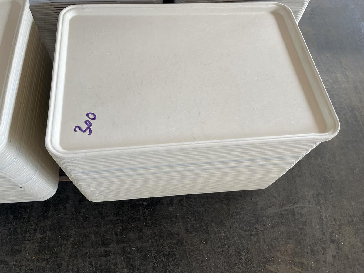 ca. 50 Stk. Serviertabletts