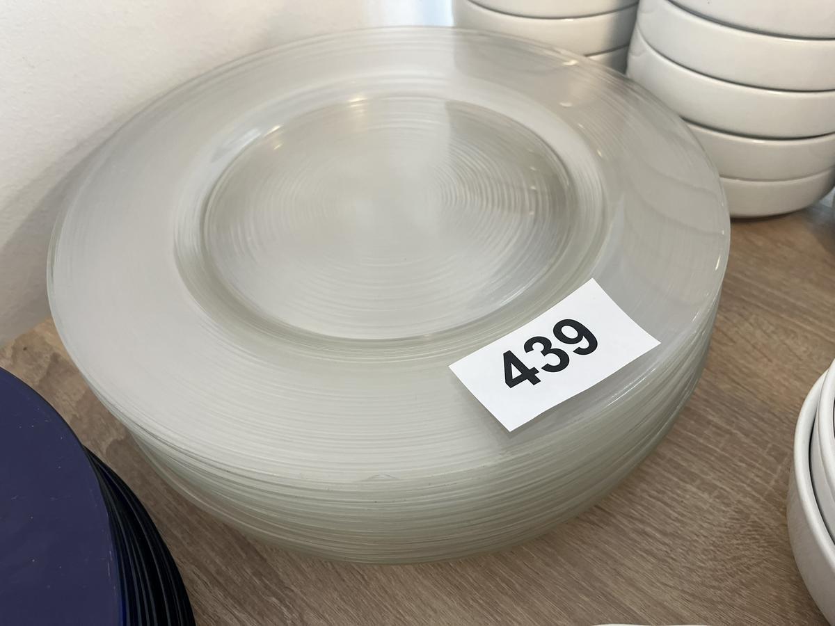 ca. 11 Stk. Glasteller DM 31 cm?d=2026-06-05 22:53:41