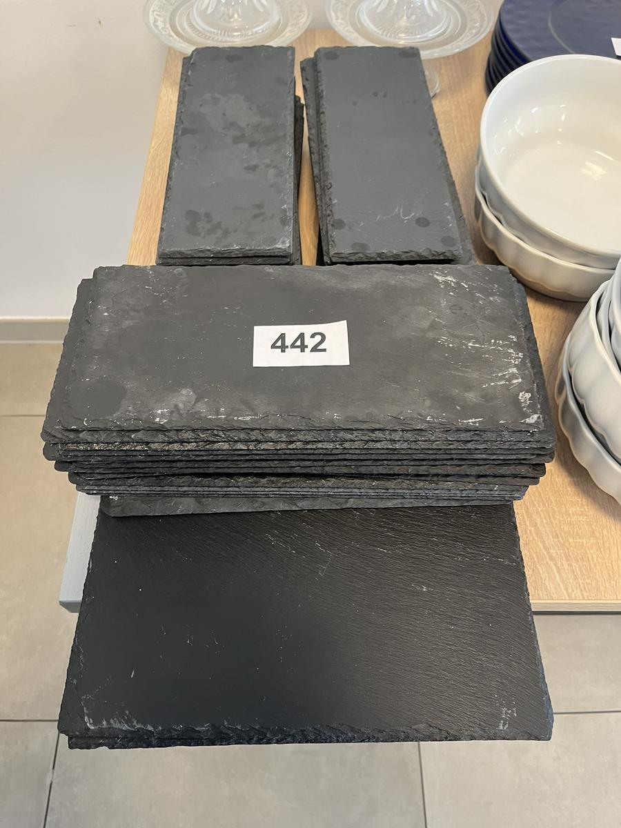 ca. 45 Stk. Schieferplatten in Anthrazit in div. Gr&ouml;&szlig;en?d=2026-06-05 22:53:15