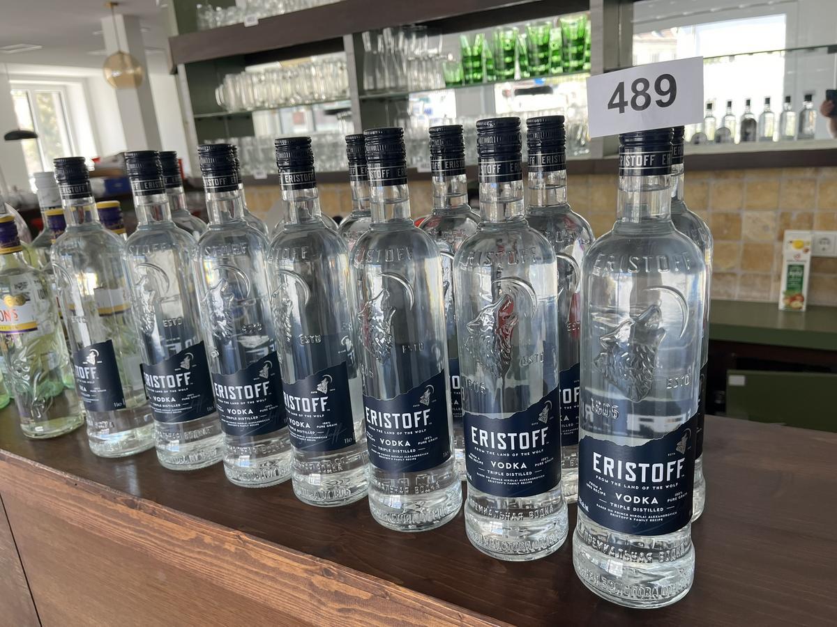 14 Flaschen Eristoff-Wodka?d=2026-06-05 23:12:20