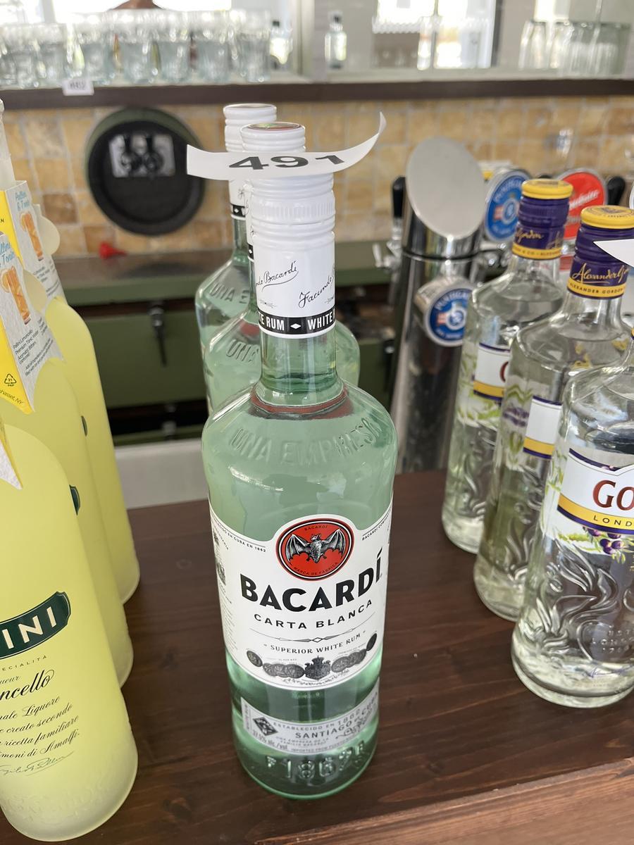3 Flaschen Bacardi?d=2026-06-05 23:12:47