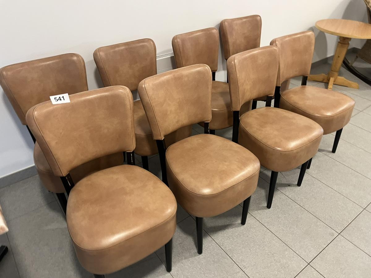 8 Stk. St&uuml;hle gepolstert mit Kunstlederbezug?d=2026-06-05 23:00:33