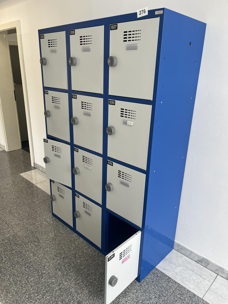 Garderobenschrank mit 12 Schlie&szlig;f&auml;chern mit Nummercode ca. 120 x 180 cm?d=2026-06-06 01:26:42