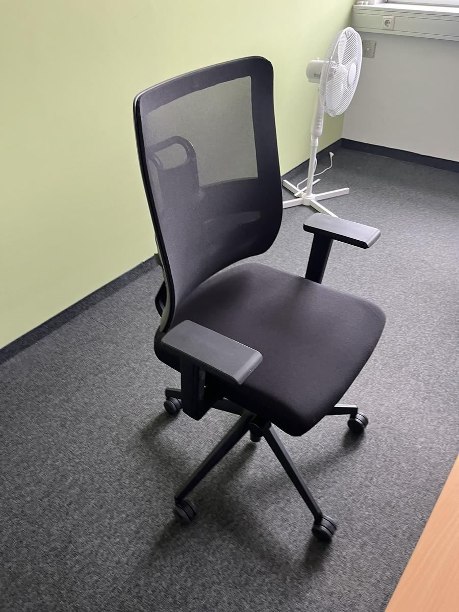 NEUD&Ouml;RFLER-Viasit Drehstuhl schwarz mit Armlehne?d=2026-06-06 00:01:34