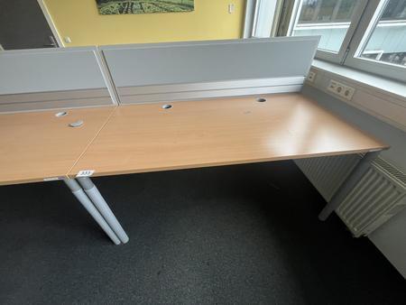 HALI Schreibtisch mit R�ckwand 160 x 80 cm