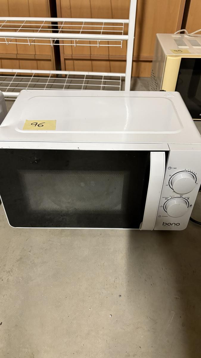 Mikrowelle ca. 45Lx32Bx26Hcm?d=2026-06-05 23:04:07