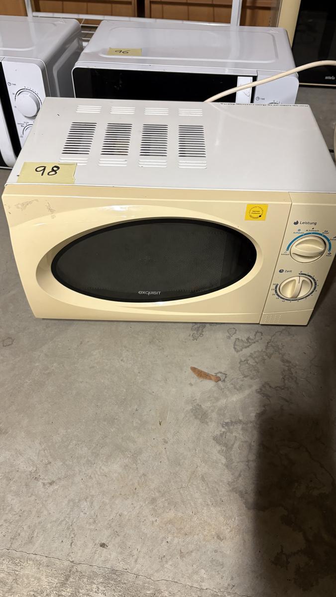 Mikrowelle ca. 45Lx32Bx26Hcm