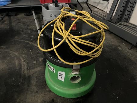 Gewerbestaubsauger Fab. Numatic NQS 360, 1000 W ohne Schlauch