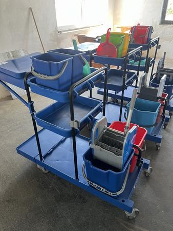 Bayersan Reinigungswagen mit Abfallbeh�lter,Eimerset und Presse