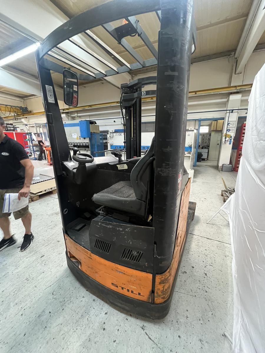 Still Elektroschubmaststapler mit Triplexmast FM 25 I?d=2026-07-28 18:38:22