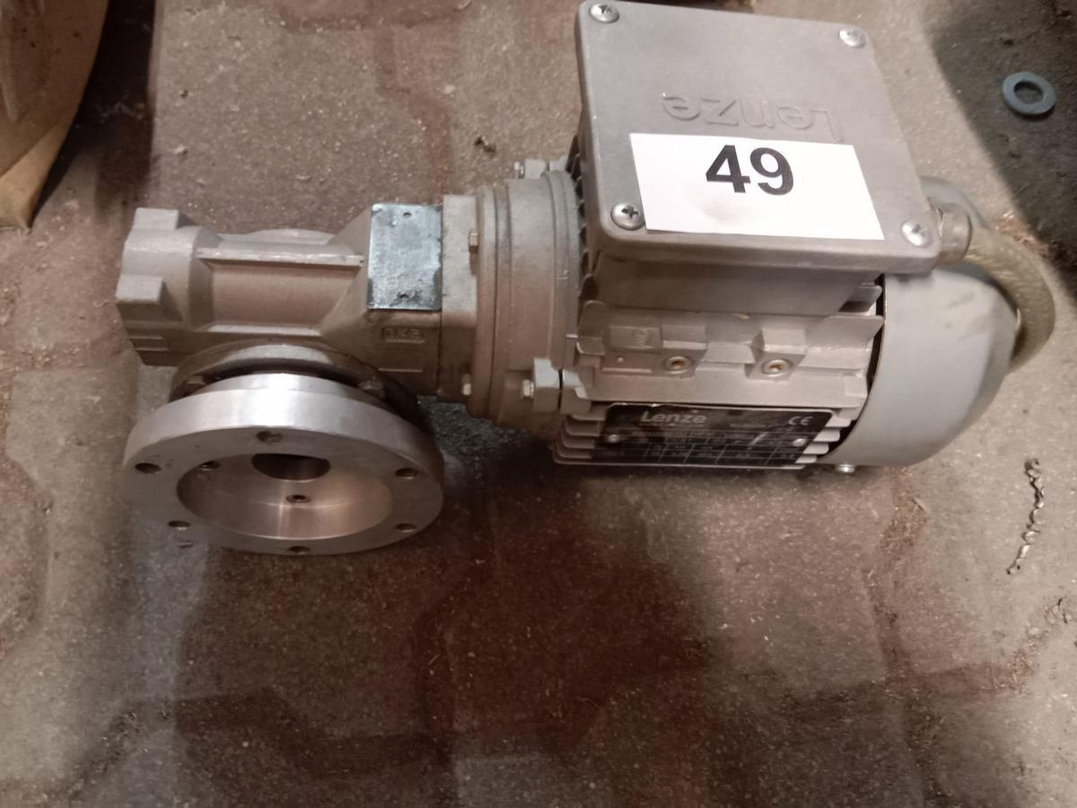 Getriebemotor Lenze 0?d=2026-07-28 19:38:59