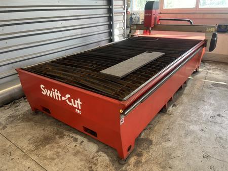 Plasmaschneidanlage Swift Cut Pro Power Max 85 , Ma�e 1750 x 3850 x 1700 mm,  Schnittfl�che max. 3150 x 1600 mm (Gro�format), empfohlene Schneidst�rke bis 25 mm, Lochstechen bis 16 mm, Trennschnitt bis 30 mm 