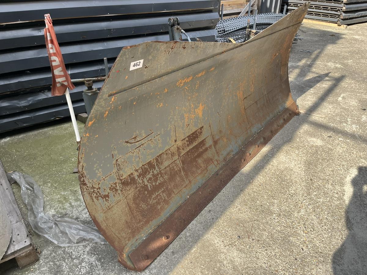 Hydrac Schneepflug 2500/HS 2700 mm - passend zu Pos.461)?d=2026-07-28 18:38:40
