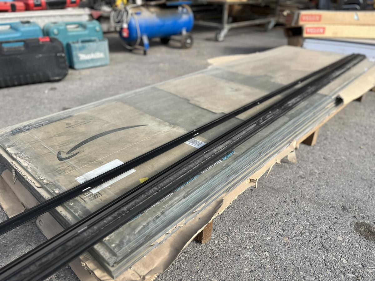 6 St&uuml;ck Glasplatten ca. 255.5/80 cm = kpl.Palette?d=2026-07-28 22:01:50