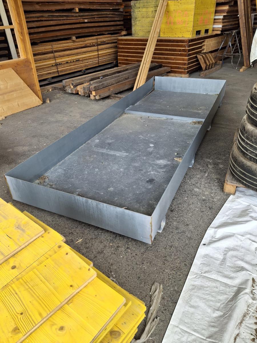 Blechwanne ca. 120 x 360 x 25 cm?d=2026-07-28 22:55:25
