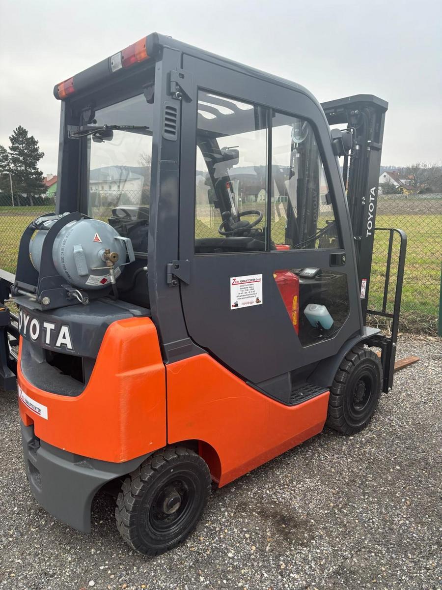 Toyota Tonero 02-8FGF15 |  2018 | Ser.Nr. 8FGF1864764 | Bstd. 180?d=2026-07-28 19:43:14