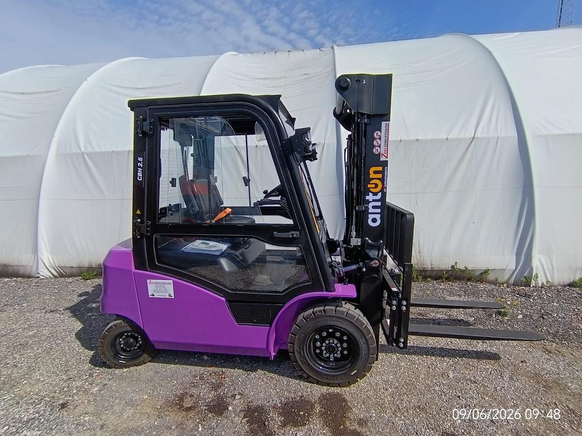 Jungheinrich AntOn CBH 2.5 V3 DZ 4800 | 2026 | Ser.Nr. 2341700475 | Bstd. 3?d=2026-07-28 18:38:22