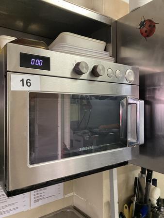 Samsung Mikrowelle, Ma�e: ca. 47 x 60 x 40 cm
