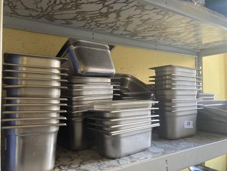 Gro�posten GN-Eins�tze, ca. 50 Stk.., in verschiedenen Gr��en