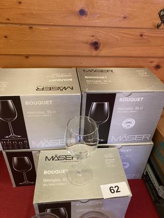 ca. 30 Stk. Wei�weingl�ser 0,35 l