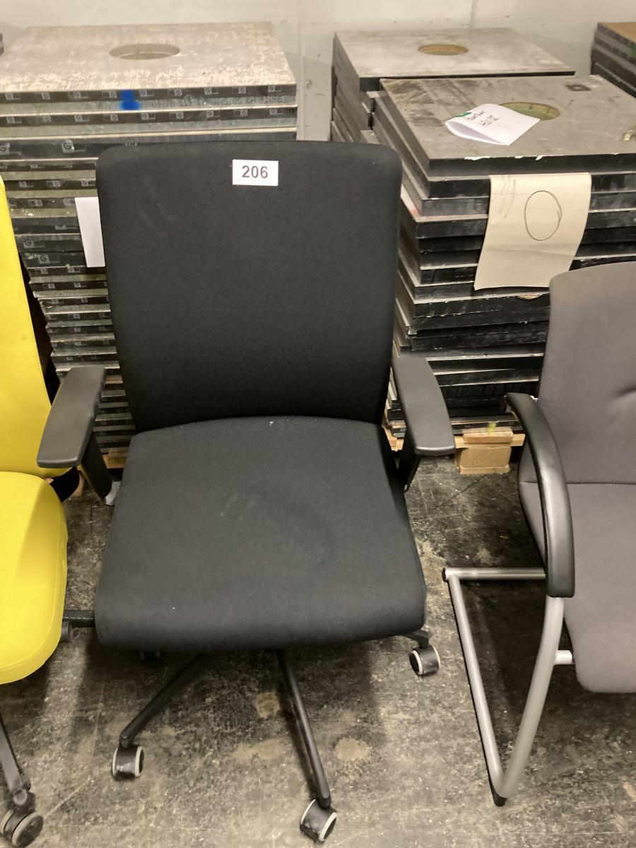 B&uuml;rodrehstuhl Svoboda - schwarz?d=2026-07-28 19:39:56
