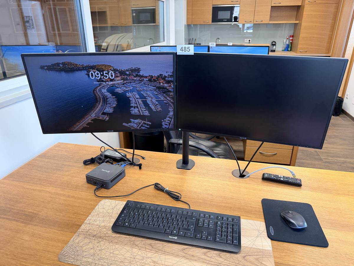 PC Monitor?d=2026-07-28 18:39:25