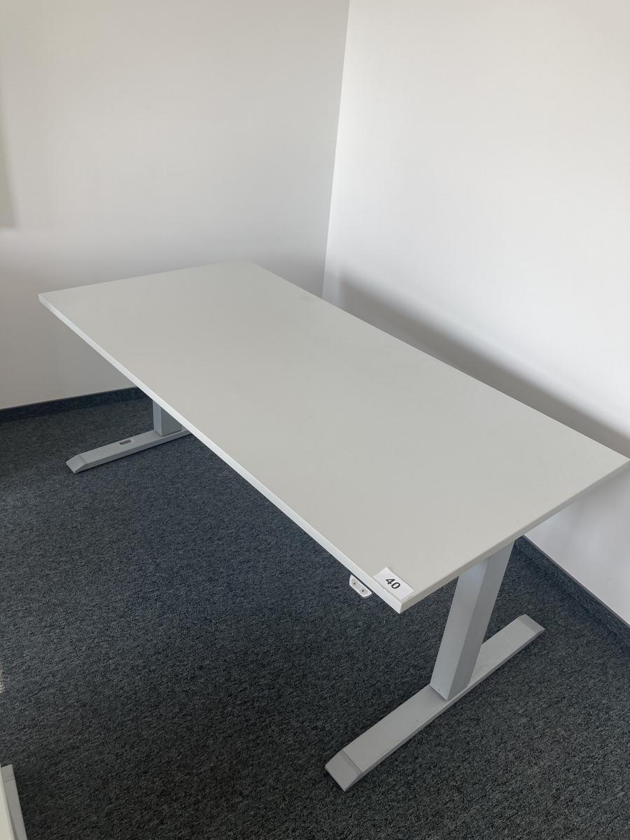 Elektrischer Schreibtisch, Ma&szlig;e: ca: 160 x 80 cm?d=2026-07-28 19:39:32