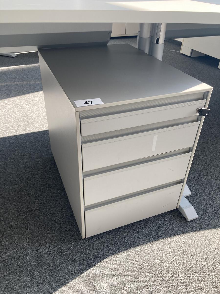 Rollcontainer, Ma&szlig;e ca. 60 x 44 x 56 cm?d=2026-07-28 18:38:39