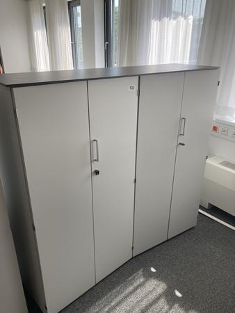 Aktenschrank, 2teilig, 4 Ordnerh�hen, Platte durchgehend, Ma�e Gesamt: 160 x 45 x 155 cm