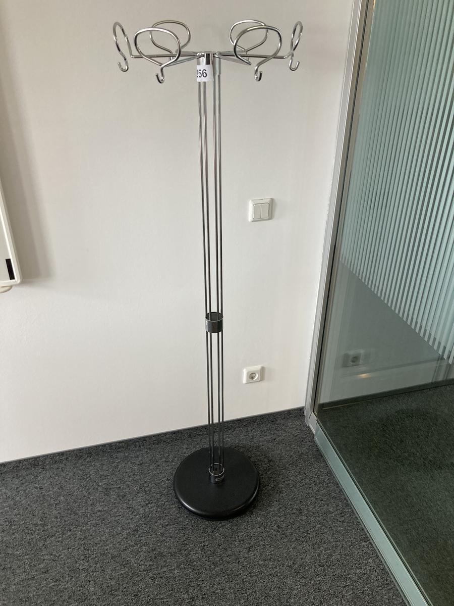 Kleiderst&auml;nder?d=2026-07-28 18:39:07
