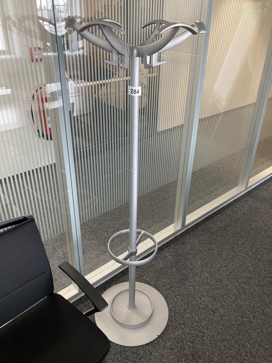 Kleiderst&auml;nder?d=2026-07-28 19:42:18